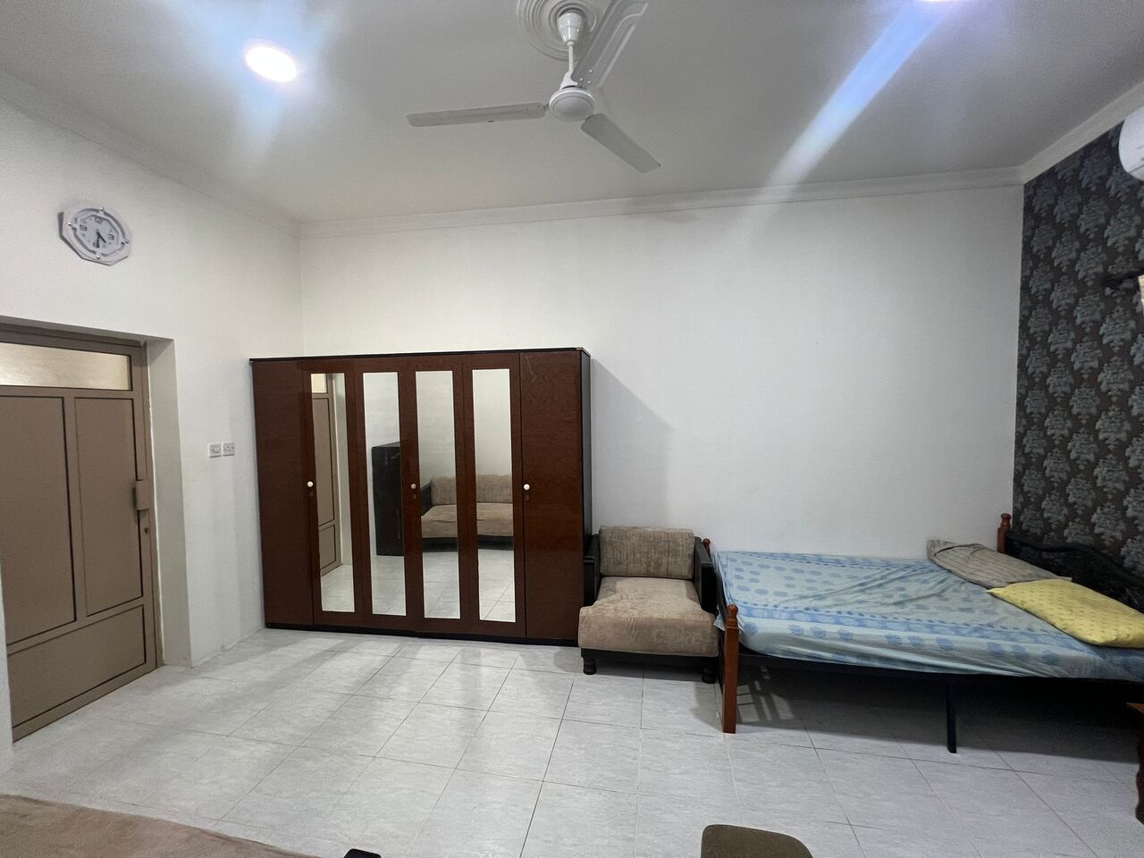 Manama, Apartments, Flats, Houses & Villas, BHD 170/month,  Furnished,  Studio,  ROUND FLOOR STUDIO FLAT FOR RENT IN SAHALA NEAR KHAMIS