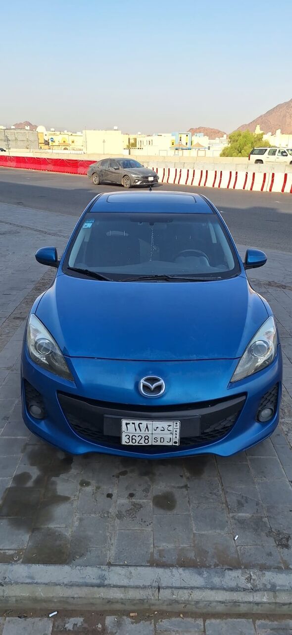 Madinah, Vehicles, Cars & Trucks , SAR 20000,  Mazda 3,  2013,  Automatic,  247000 KM,    Full Option Hatchback Clean