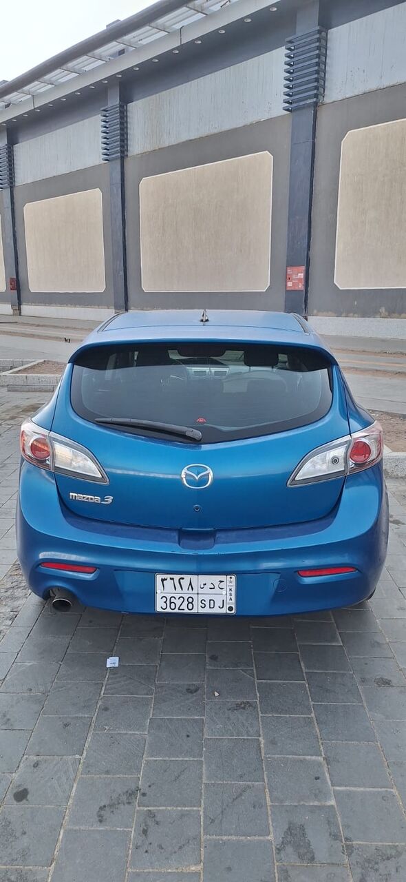 Madinah, Vehicles, Cars & Trucks , SAR 20000,  Mazda 3,  2013,  Automatic,  247000 KM,    Full Option Hatchback Clean
