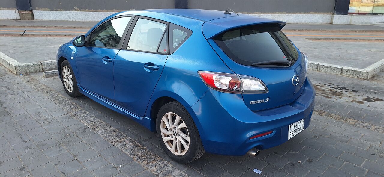 Madinah, Vehicles, Cars & Trucks , SAR 20000,  Mazda 3,  2013,  Automatic,  247000 KM,    Full Option Hatchback Clean