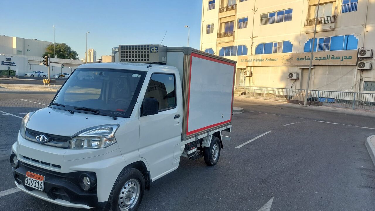 Manama, Vehicles, Cars & Trucks , BHD 2850,  Cmc Super Veryca Chiller Freazar Cargo Van Well Mantaine,  2021,  Manual,  180000 KM,