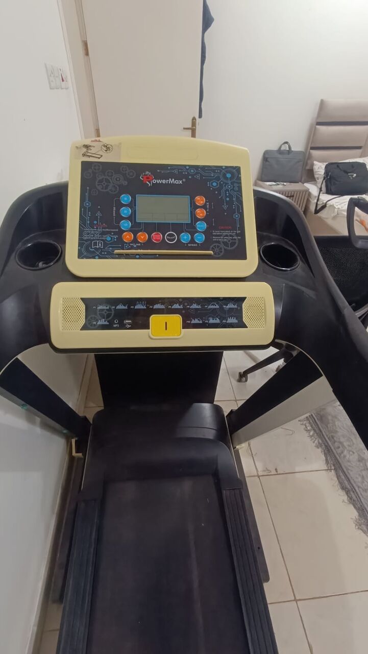 Riyadh, Sporting Goods, SAR 600,  Treadmill For Sale