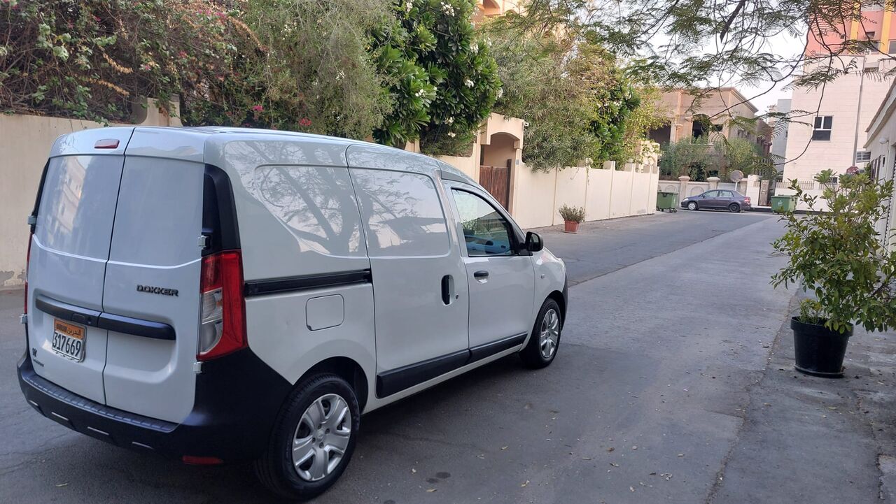 Manama, Vehicles, Cars & Trucks , BHD 1850,  Renault Dokker Cargo Van Well Mantaine,  2021,  Manual,  120000 KM,