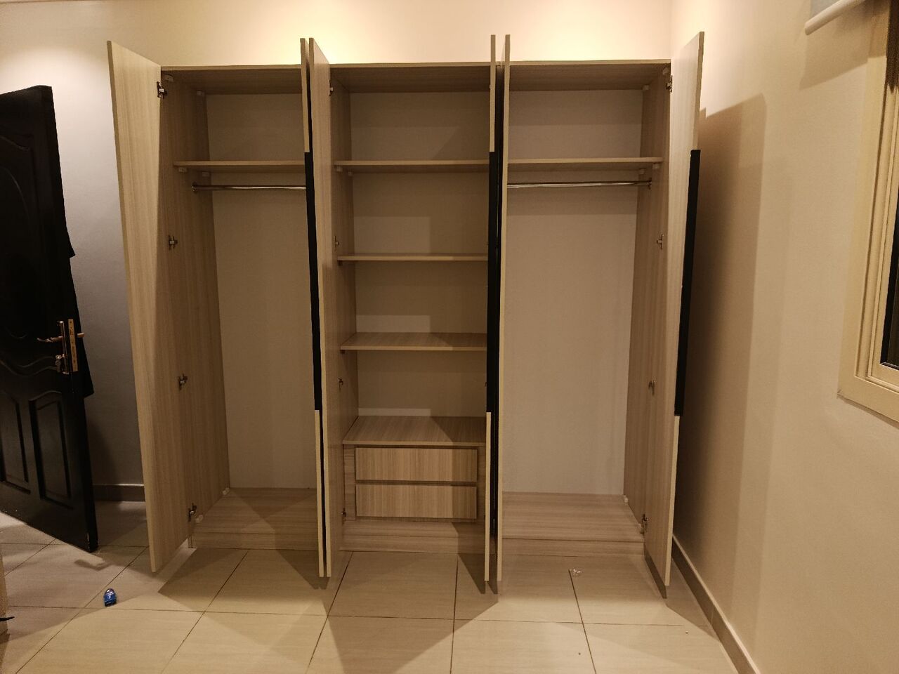 Jeddah, Furniture, SAR 1,  New Complete Bedroom Set For Sale