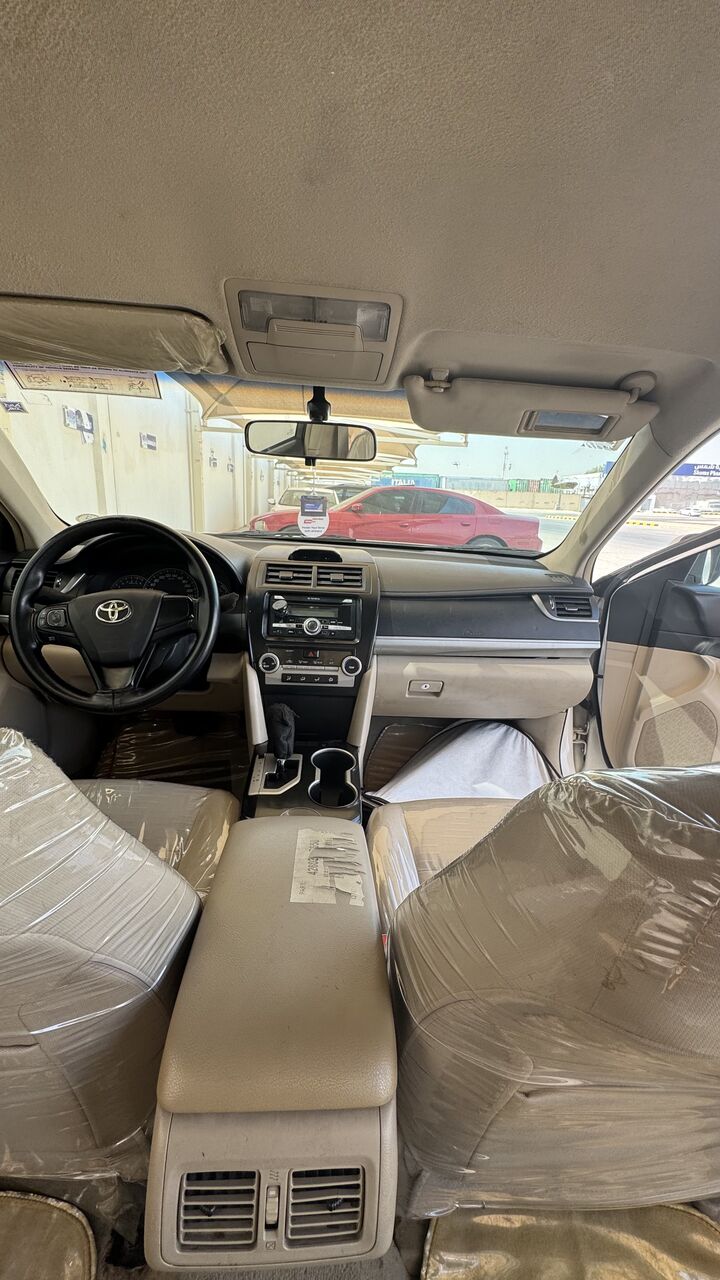 Riyadh, Vehicles, Cars & Trucks , SAR 43000,  Toyota Camry,  2017,  Automatic,  310 KM,