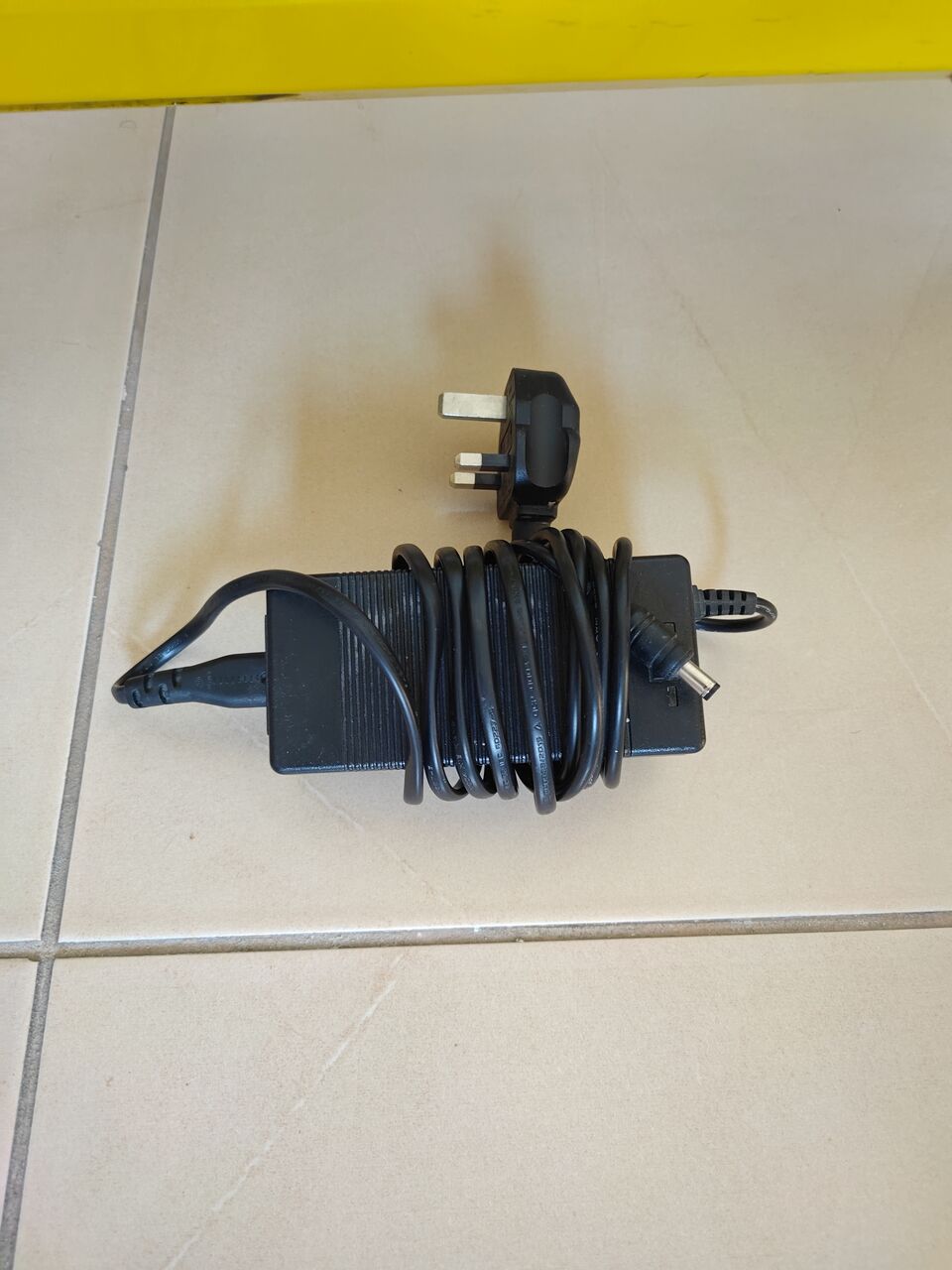 Madinat Al Ummal, Electronics, SAR 700,  Switch ES100 Electric Scooter