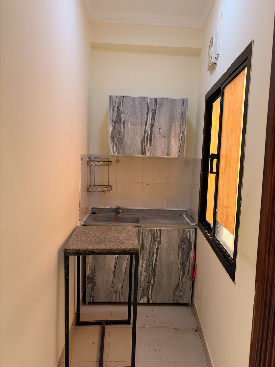 Manama, Apartments, Flats, Houses & Villas, BHD 170/month,  2 BR,  Flat For Rent &ndash; Manama Near Bab Al Bahrain
