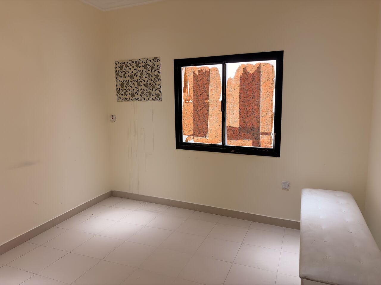 Manama, Apartments, Flats, Houses & Villas, BHD 170/month,  2 BR,  Flat For Rent &ndash; Manama Near Bab Al Bahrain