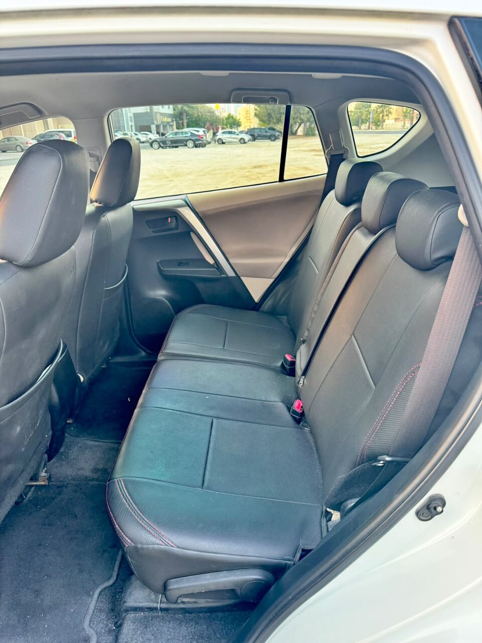 Zinj, Vehicles, Cars & Trucks , BHD 3950,  TOYOTA RAV 4,  2013,  Automatic,  236000 KM,  TOYOTA RAV4  | 2.5L |  | GCC SPECS | EXCELLENT CONDITION