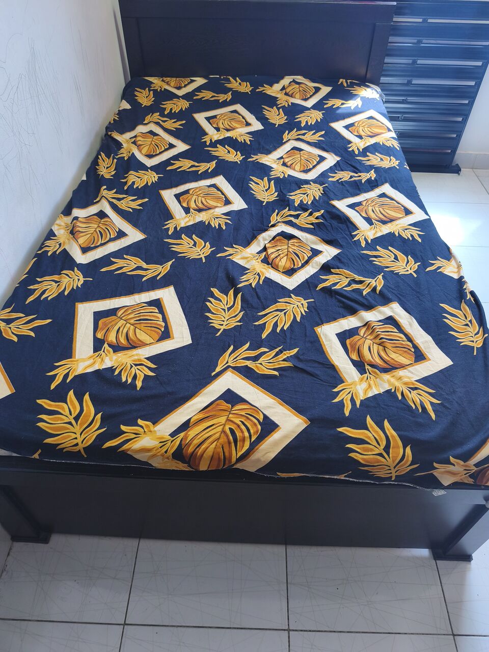 Manama, Household Items, BHD 15,  Bed With Mattress And Cupboard At Bhd 15