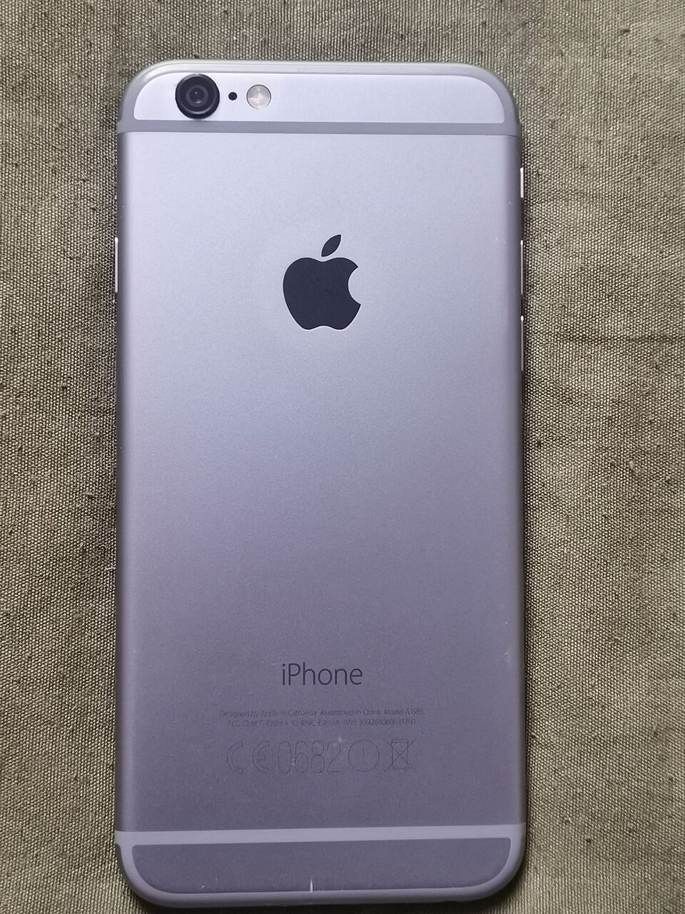 Manama, Mobile Phones, BHD 30,  Iphone 6, 32GB Silver