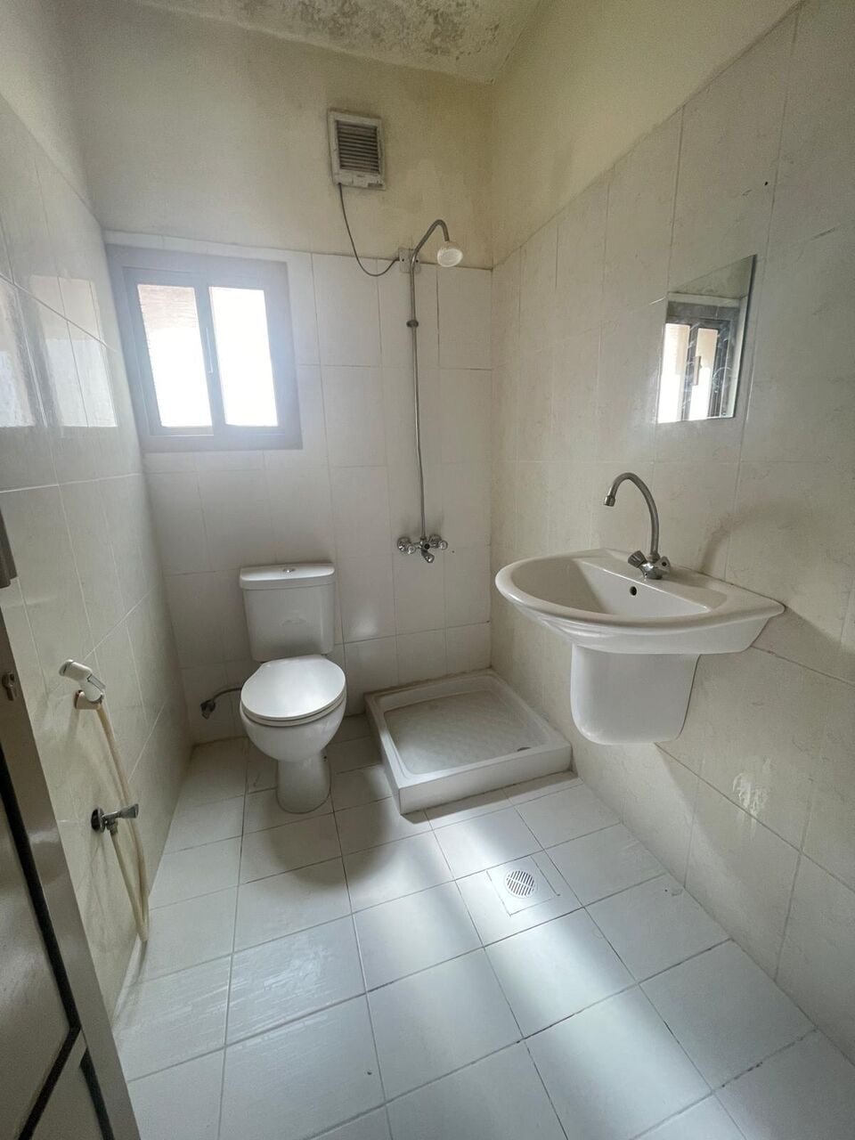 Salmabad, Apartments, Flats, Houses & Villas, BHD 170/month,  1 BR,  1 Bedroom In Salmabad With Ewa