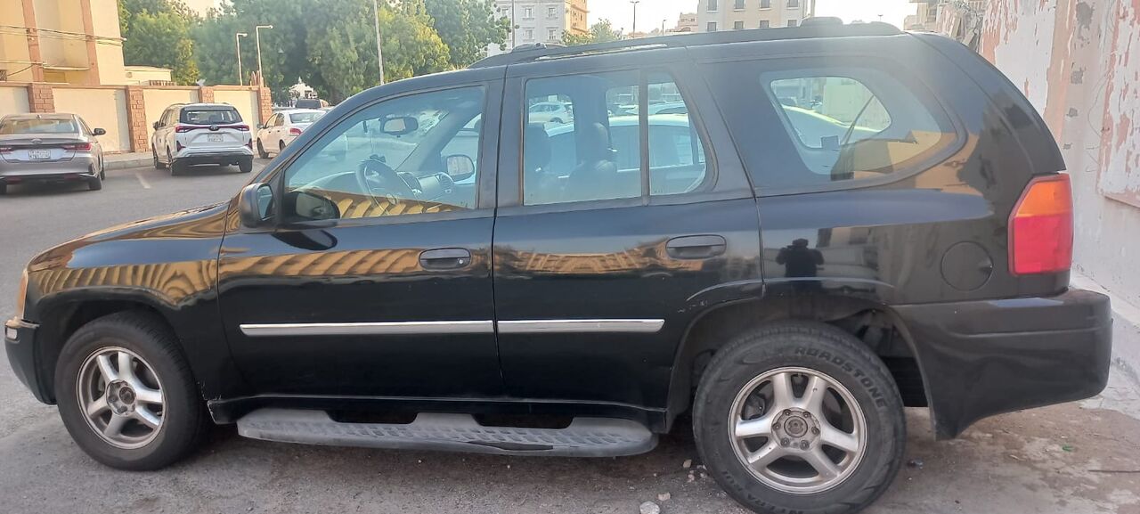 Jeddah, Vehicles, Cars & Trucks , SAR 11000,  Gmc Envoy,  2009,  Automatic,  486 KM,   For Sale In Good Condition