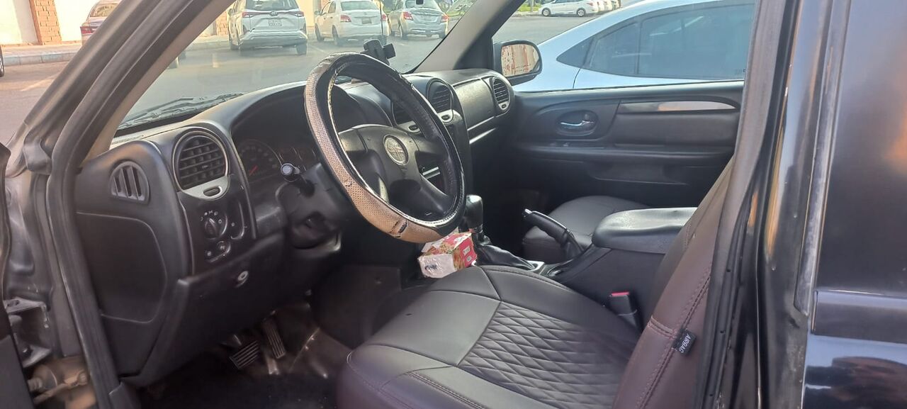 Jeddah, Vehicles, Cars & Trucks , SAR 11000,  Gmc Envoy,  2009,  Automatic,  486 KM,   For Sale In Good Condition
