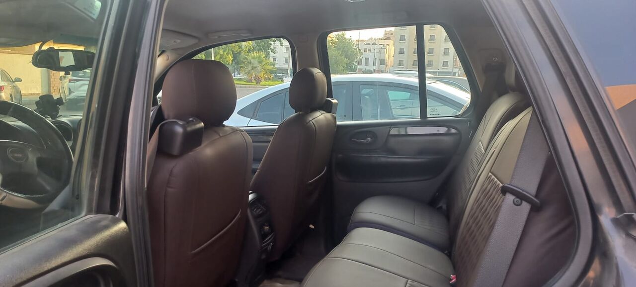 Jeddah, Vehicles, Cars & Trucks , SAR 11000,  Gmc Envoy,  2009,  Automatic,  486 KM,   For Sale In Good Condition