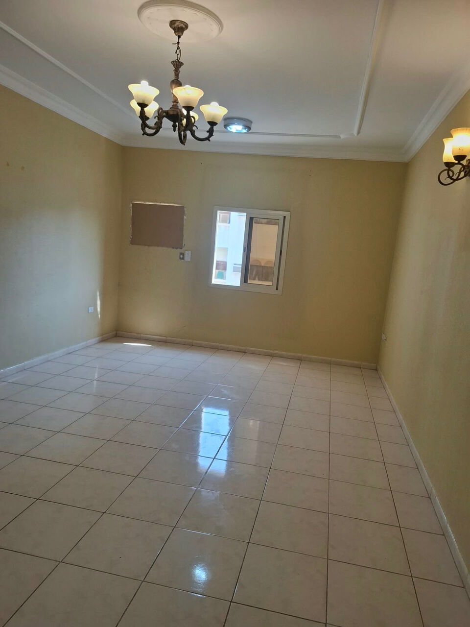 Khobar, Apartments, Flats, Houses & Villas, SAR 24000/year,  2 BR,  Excellent Family Apt. For Rent - Abgaig St. X 21