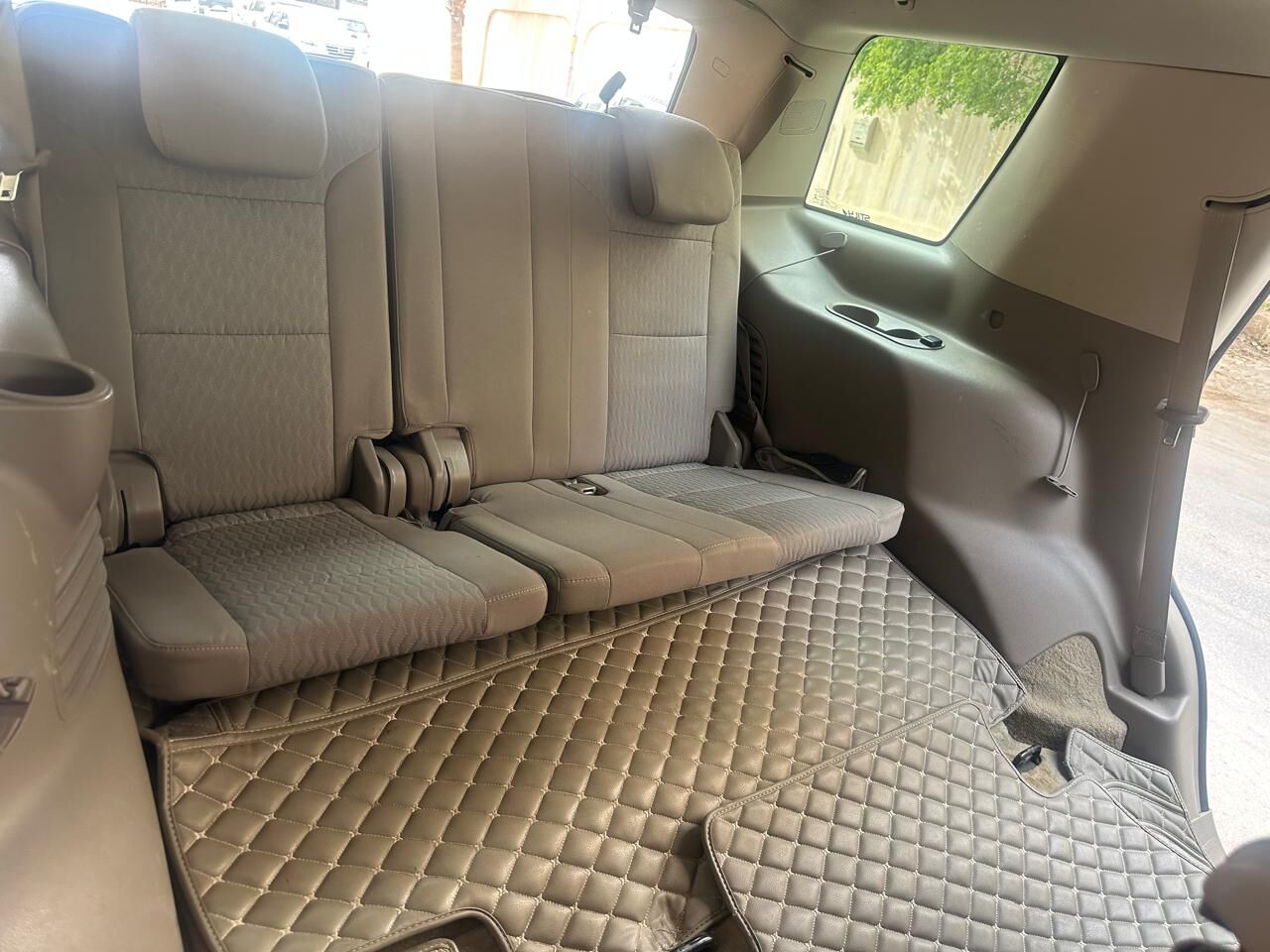 Riyadh, Vehicles, Cars & Trucks , SAR 75000,  Chevrolet Tahoe,  2015,  Automatic,  302215 KM,  , , , , LT 2X4 (100% Accident Free) Family Used Car A