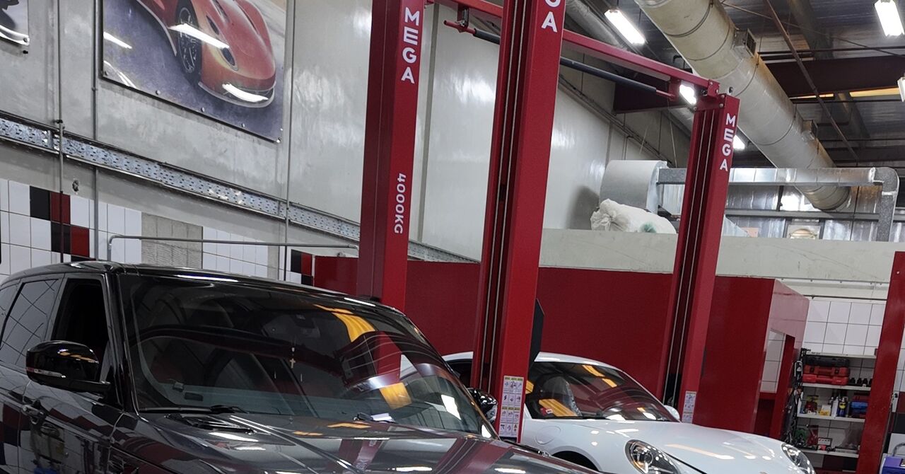 Dubai, Automotive, Velokar Auto Repairing &mdash; Multi-brand Car Repair, Al Quoz Industrial 3, Dubai