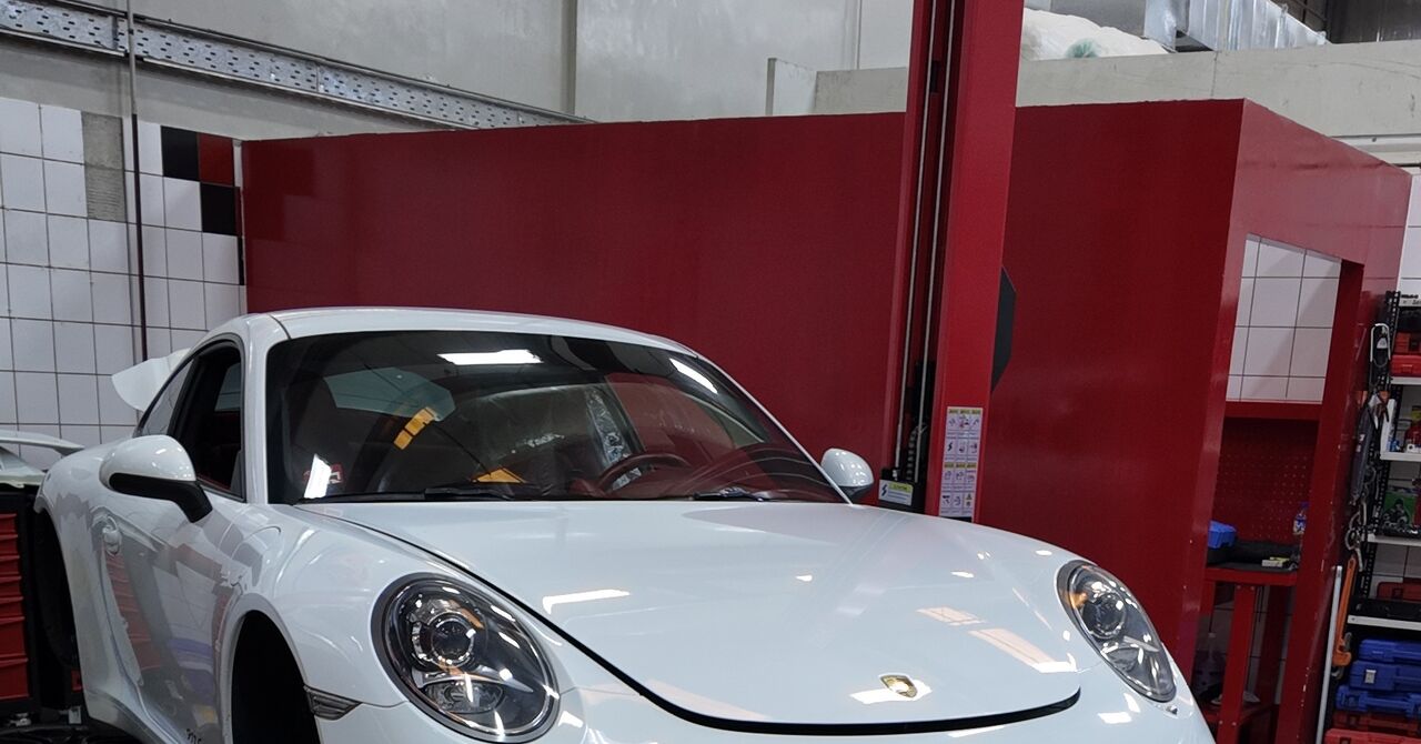 Dubai, Automotive, Velokar Auto Repairing &mdash; Multi-brand Car Repair, Al Quoz Industrial 3, Dubai