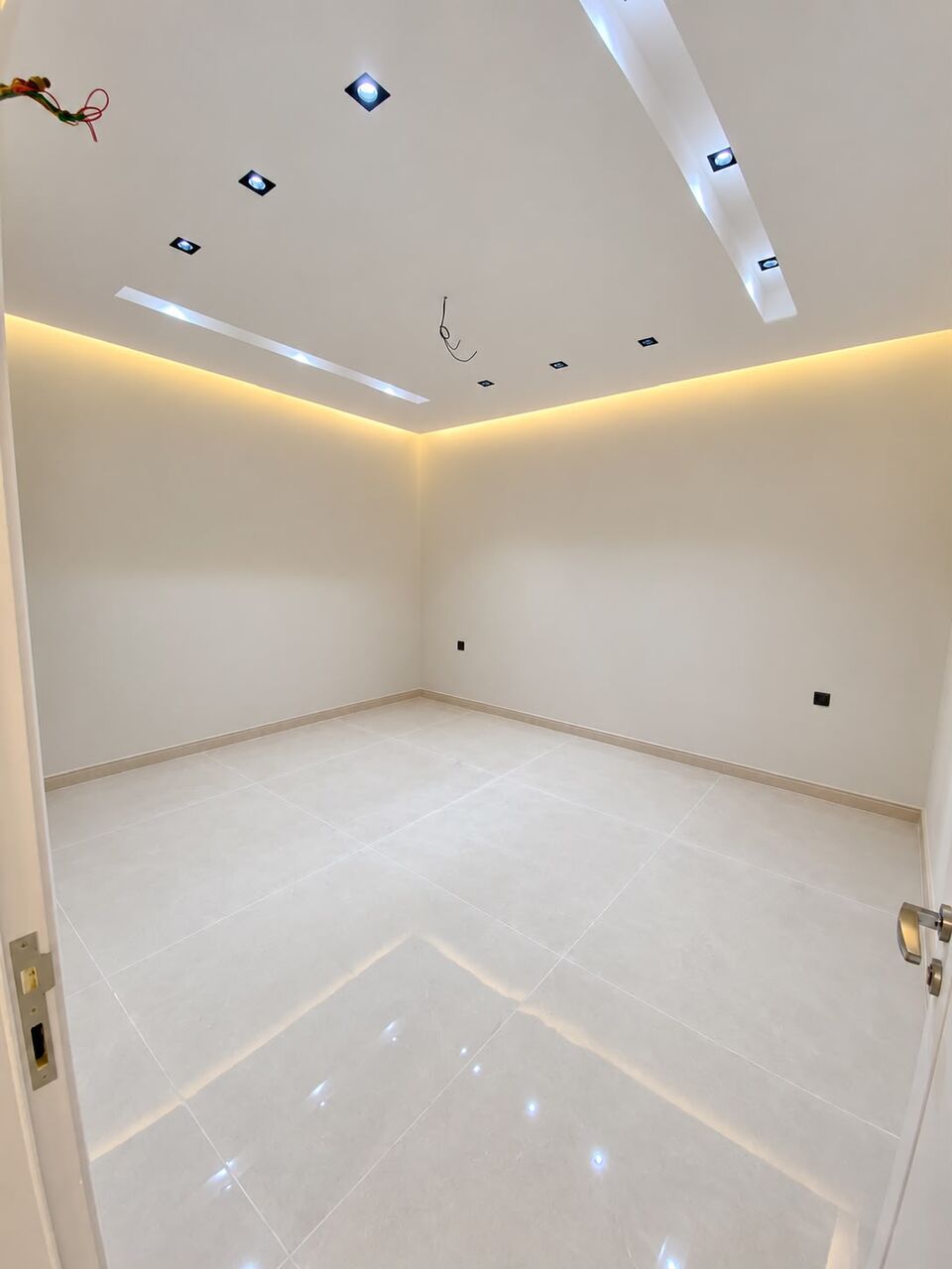 Madinah, Real Estate For Sale, SAR 600000,  2 BR,  Apartment For Sale In Madinah &ndash; 4 Rooms & Private Rooftop