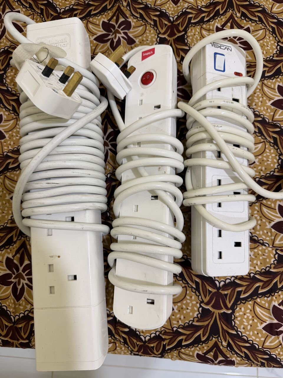 Jubail, Appliances, SAR 100,  3 Electrical Extension And 1 Iron For Sale In Jubail The Price Of All Items Is 100 SaR