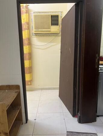 East Riffa, Rooms for Rent, BHD 75/month,  Furnished,  BD75/Full Wall Partition Room For Rent / Kabayan Only
