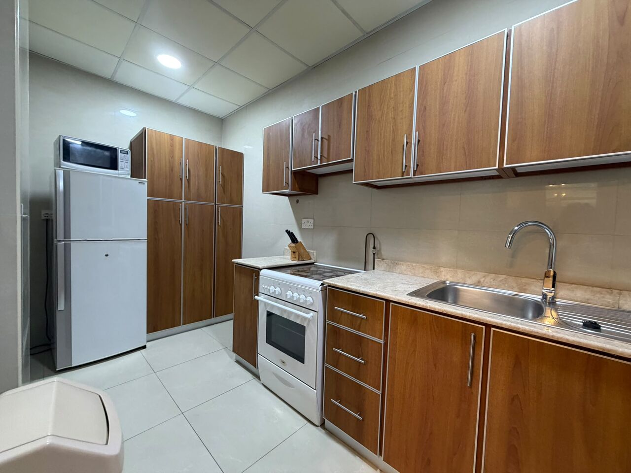 Adliya, Apartments, Flats, Houses & Villas, BHD 300/month,  Furnished,  1 BR,  APARTMENT FOR RENT IN ADLIYA | SWIMMING POOL, GYM & UNLIMITED WI-FI