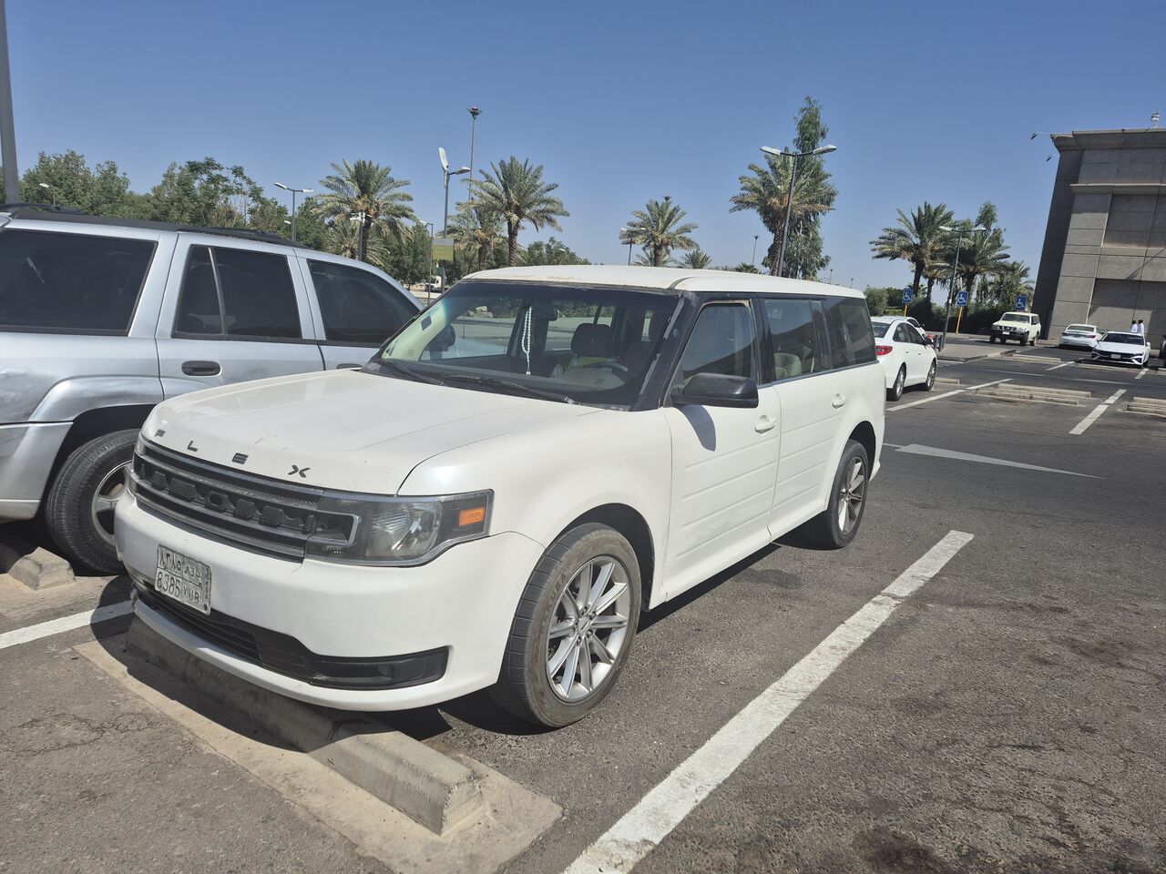 Madinah, Vehicles, Cars & Trucks , SAR 225000,  Ford Flex,  2013,  Automatic,  680000 KM,   Car Sale In Good Condition