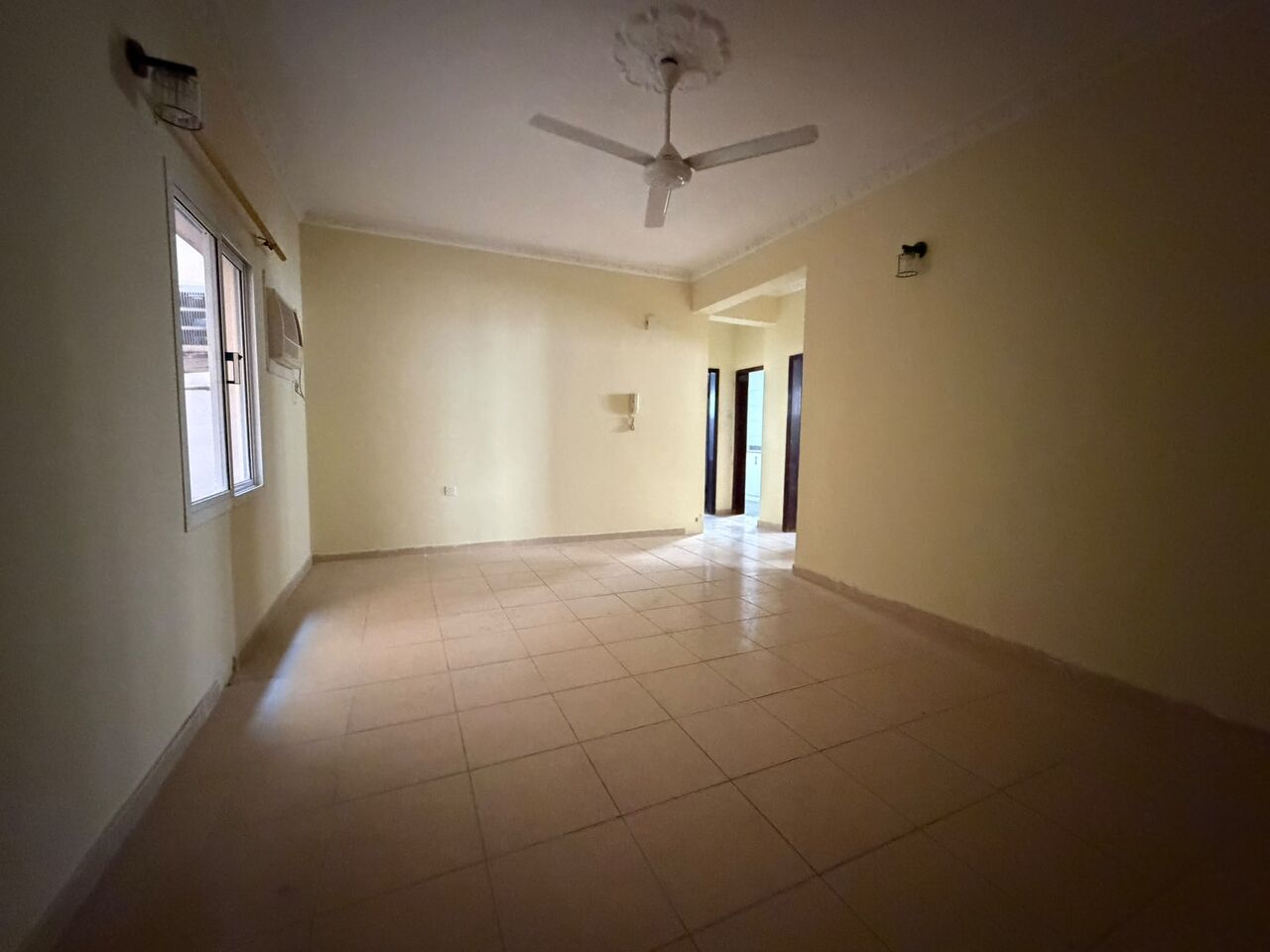 Adliya, Apartments, Flats, Houses & Villas, BHD 230/month,  Furnished,  2 BR,  SEMI-FURNISHED APARTMENT FOR RENT IN ADLIYA | BALCONY | CONVENIENT LOCATION