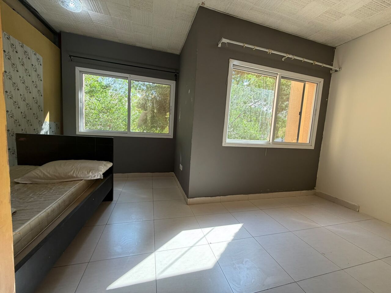 Adliya, Apartments, Flats, Houses & Villas, BHD 270/month,  3 BR,  EMI-FURNISHED APARTMENT FOR RENT IN ADLIYA