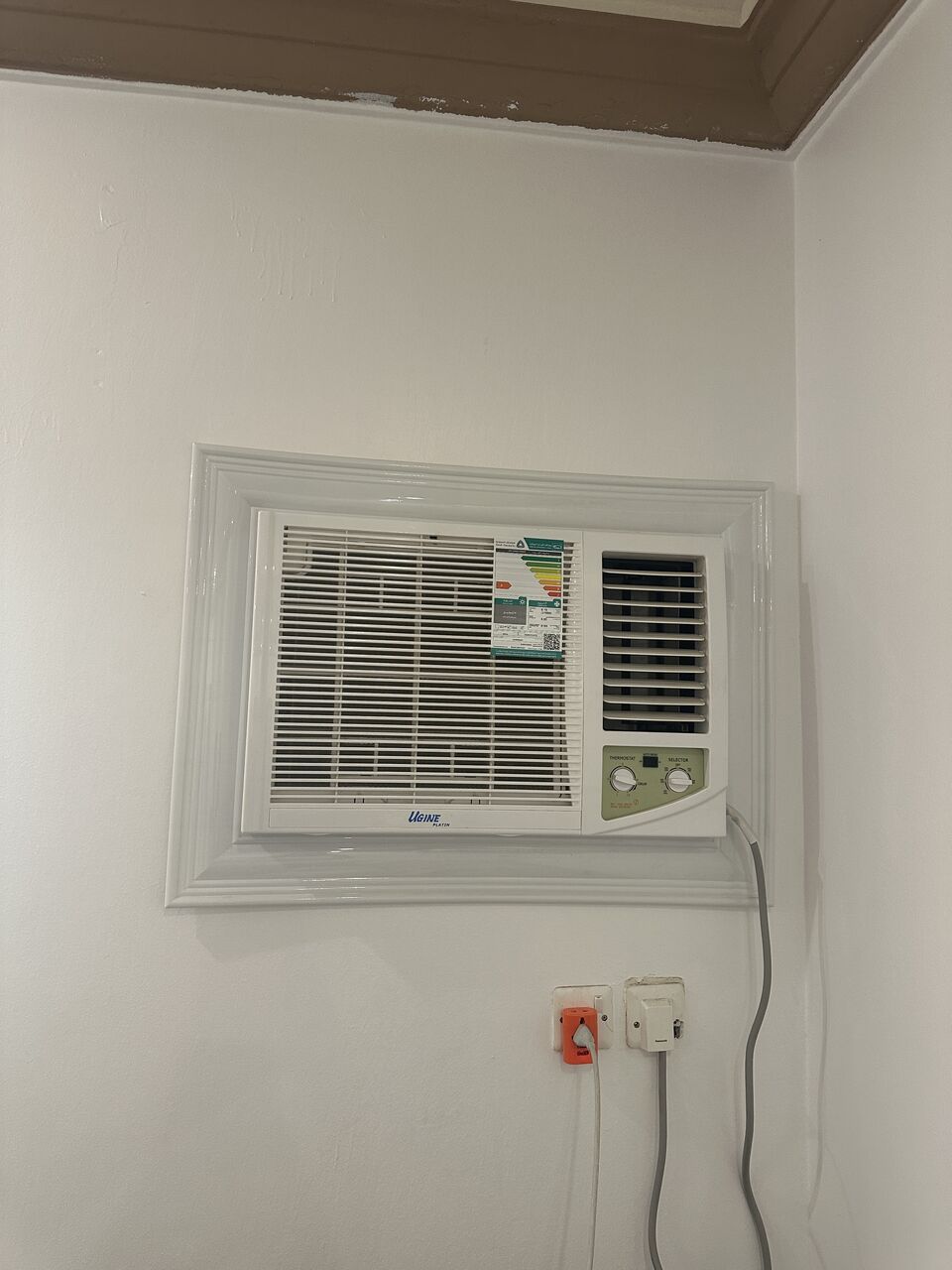 Madinah, Air Conditioners, SAR 850,  Window Air Conditioner Ugine 2.4 Ton
