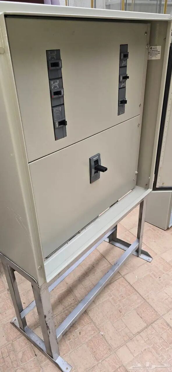 Riyadh, Electrical & Plumbing, SAR 1,  New 400A Main Distribution Board (MDB) &ndash; Schneider Breakers, Alfanar Enclosure