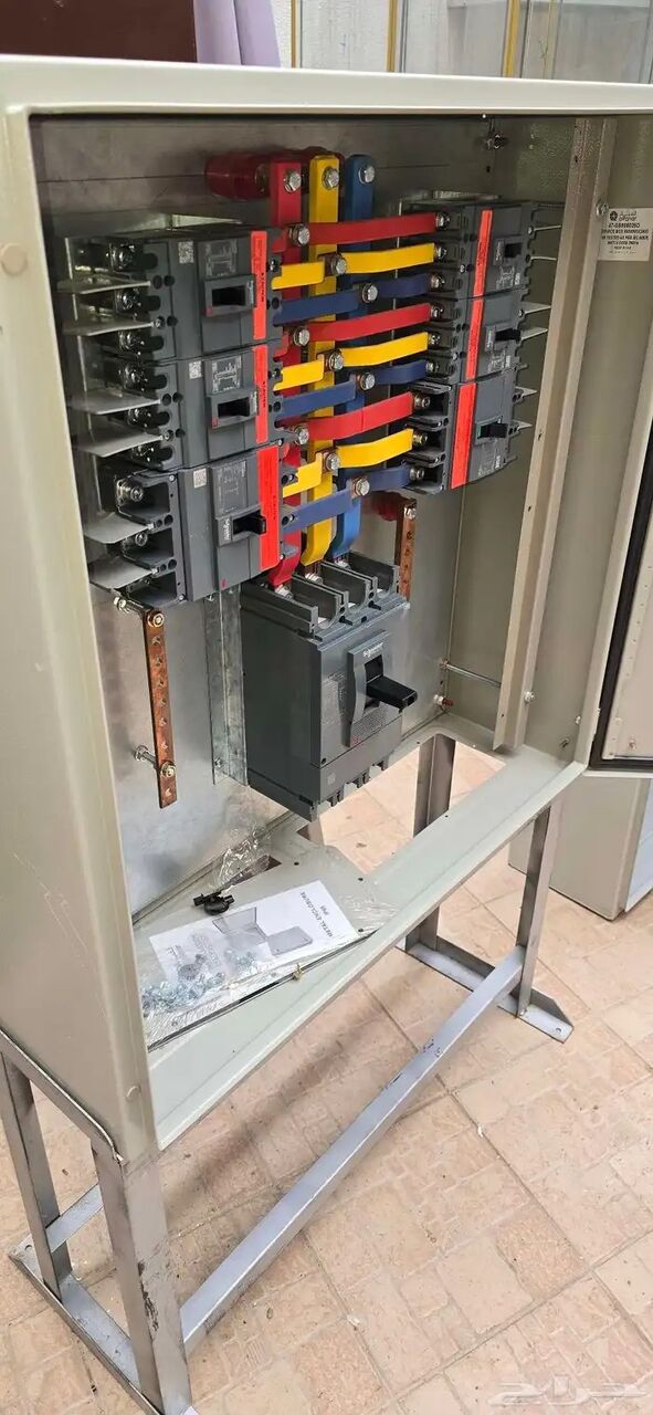 Riyadh, Electrical & Plumbing, SAR 1,  New 400A Main Distribution Board (MDB) &ndash; Schneider Breakers, Alfanar Enclosure