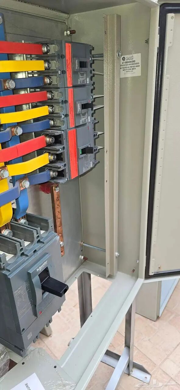 Riyadh, Electrical & Plumbing, SAR 1,  New 400A Main Distribution Board (MDB) &ndash; Schneider Breakers, Alfanar Enclosure