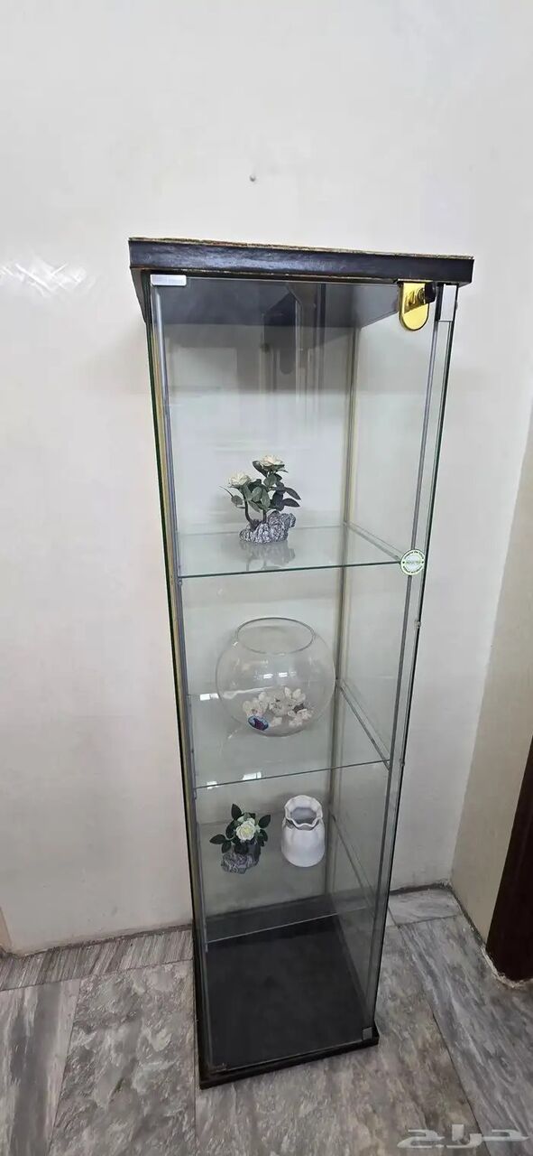 Riyadh, Furniture, SAR 149,  Glass Display Cabinet &ndash; 160 Cm, 3 Glass Shelves