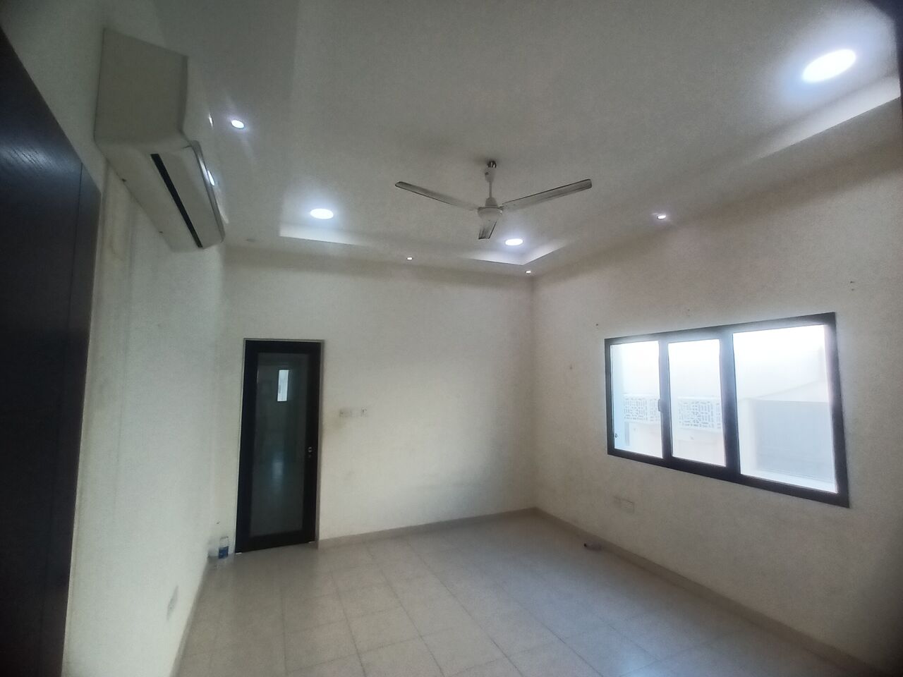 Tubli, Apartments, Flats, Houses & Villas, BHD 350/month,  4 BR,  150 Sq. Meter,  04 Bedroom Flat For Rent In Tubli