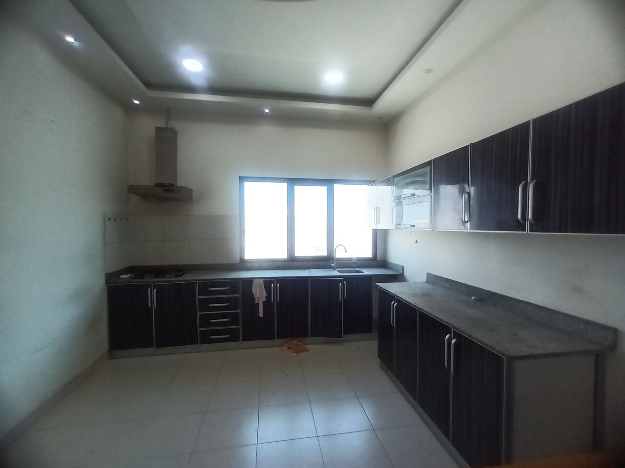 Tubli, Apartments, Flats, Houses & Villas, BHD 350/month,  4 BR,  150 Sq. Meter,  04 Bedroom Flat For Rent In Tubli
