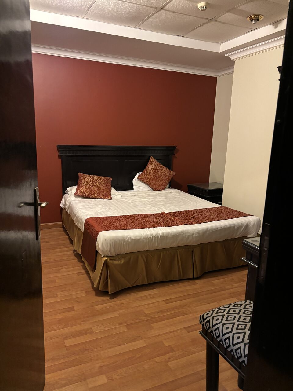 Jubail, Apartments, Flats, Houses & Villas, SAR 13001900/month,  1BR And 1BHK Furnished Flats Available For Rent Opposite To Jubail Mall