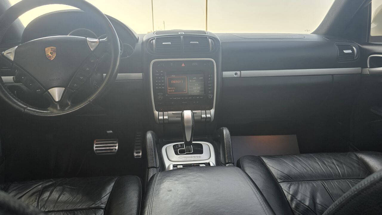 Al Seef, Vehicles, Cars & Trucks , BHD 2200,  Porsche Cayenne Turbo,  2005,  Automatic,  180000 KM,