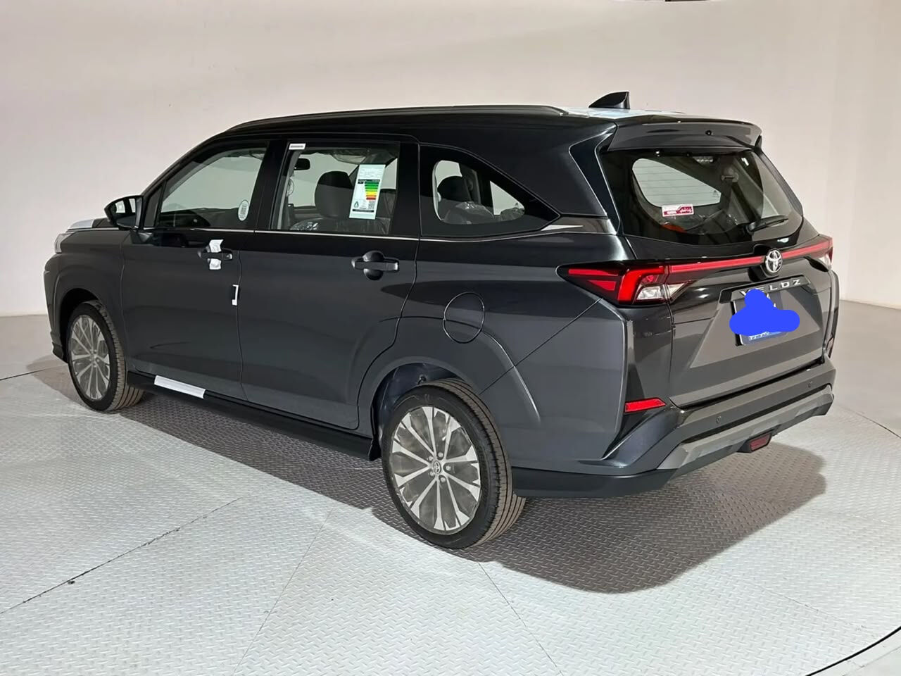 Riyadh, Vehicles, Cars & Trucks , SAR 77000,  Toyota Fortuner,  2025,  Automatic,  26000 KM,  Toyota Veloz Excellent Condition For Sale