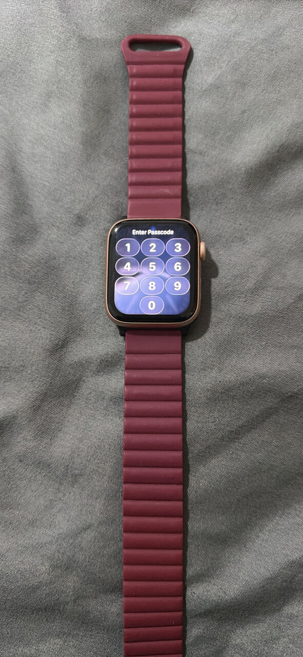 Jubail, Watches, SAR 800,  Apple Watch Series 6