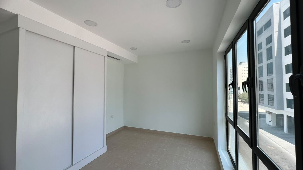 Janabiya, Apartments, Flats, Houses & Villas, BHD 300/month,  2 BR,  90 Sq. Meter,  2 Bedroom Flat For Rent In Janabiya 300 BD With EWA
