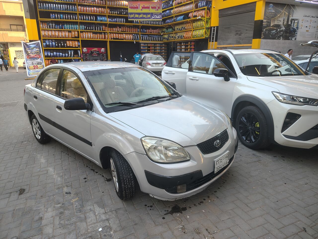 Riyadh, Vehicles, Cars & Trucks , SAR 8000,  Kia Rio,  2009,  Manual,  431742 KM,  Kio Rio