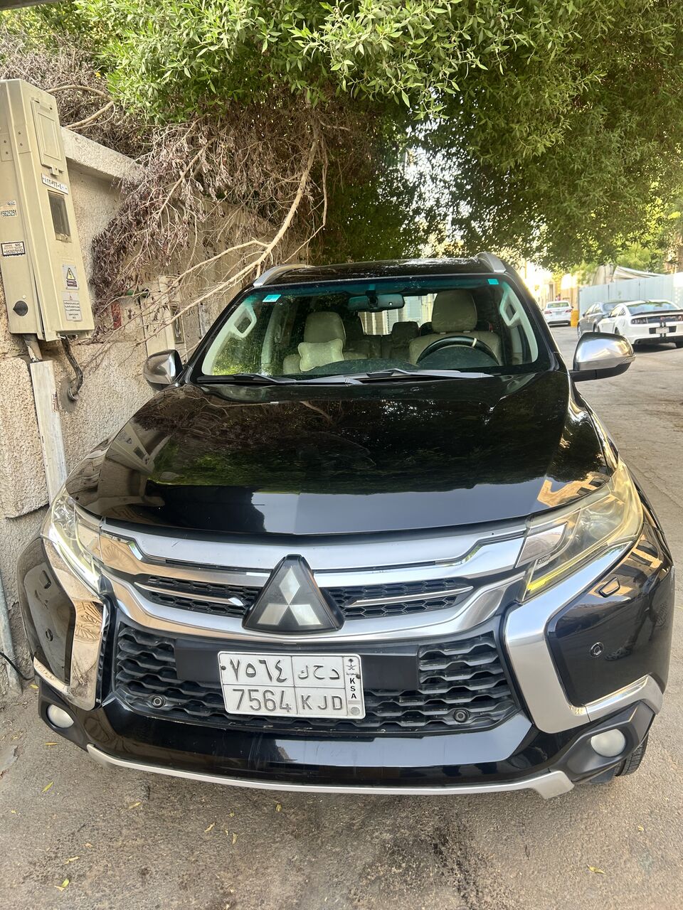 Al Malaz, Vehicles, Cars & Trucks , SAR 49999,  Mitsubishi Montero Sport,  2017,  Automatic,  222300 KM,  Mitsubhishi Montero Sport -- Buy And Drive Condition -49,999