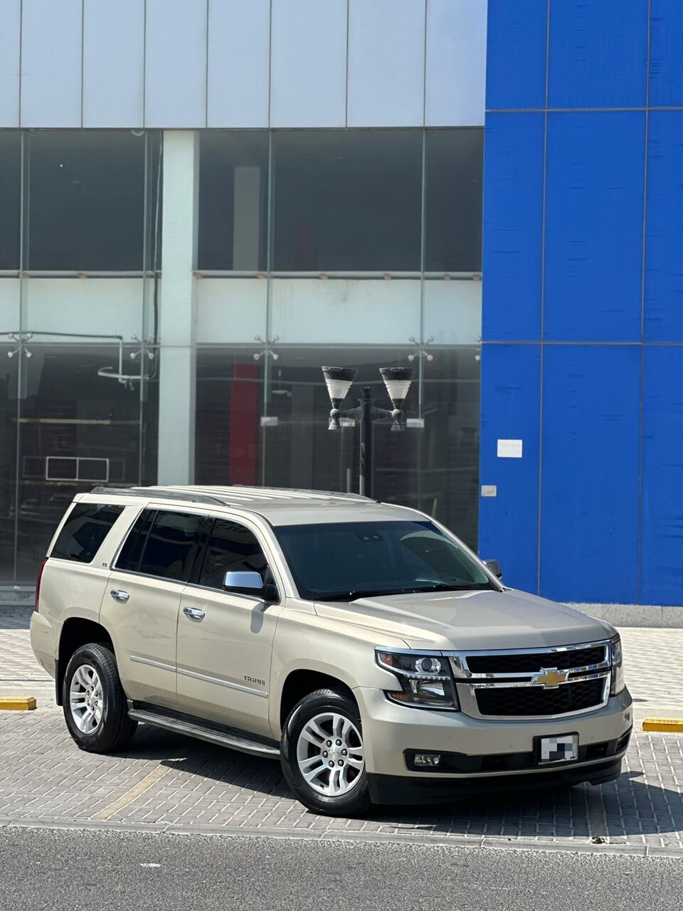 Riffa, Vehicles, Cars & Trucks , BHD 6800,  CHEVROLET TAHOE LS 2015 GOLD,  2015,  Automatic,  230000 KM,
