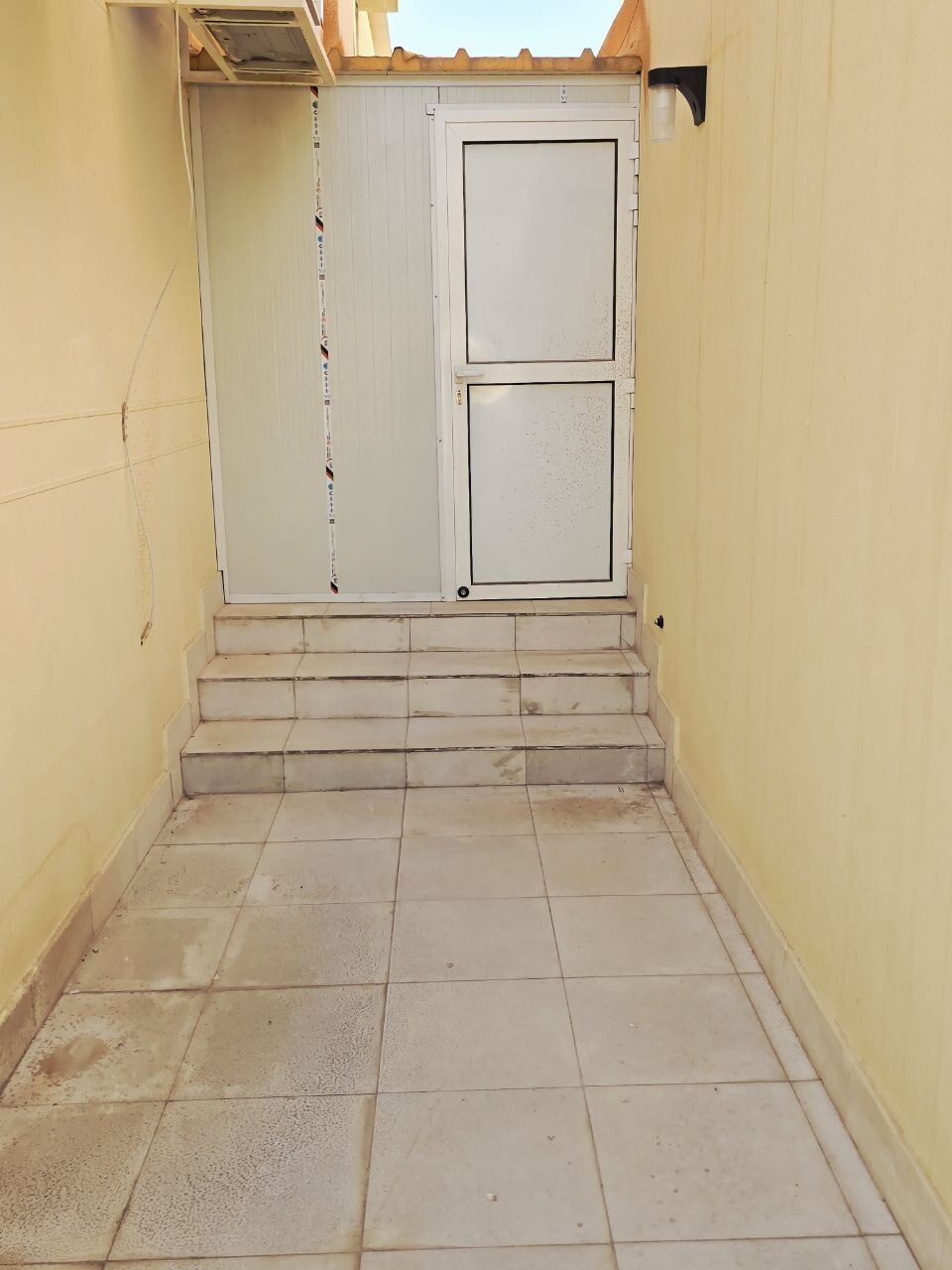 Riyadh, Materials, SAR 2500,  Used 5 Cm Sandwich Panels With Door, Window & Roof | ساندويتش بانل مستعمل 5 سم