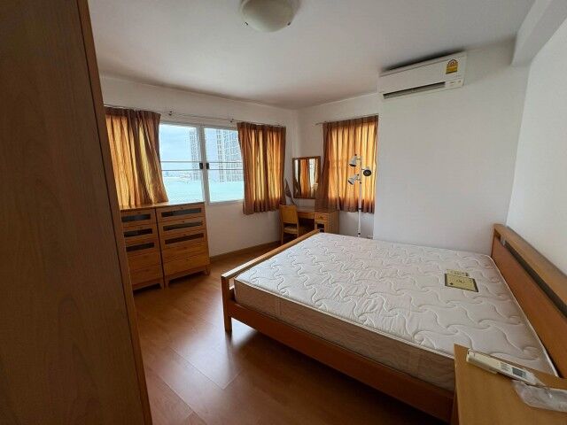 Bangkok, Villas, THB 15000,  50 Sq. Meter,  City Home Sukhumvit Spacious Clean 9th Floor BTS Udomsuk