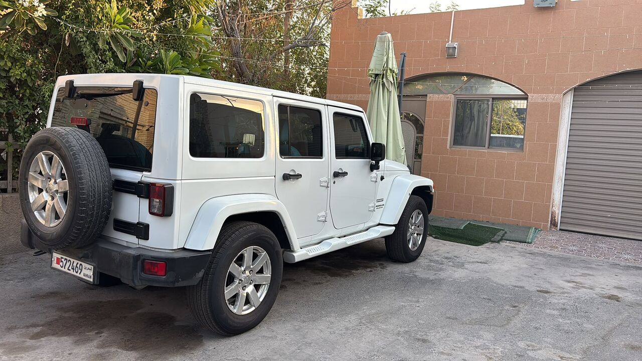 Manama, Vehicles, Cars & Trucks , BHD 4800,  Jeep Wrangler Sport Full Automattic Well Mantaine,  2015,  Automatic,  200000 KM,