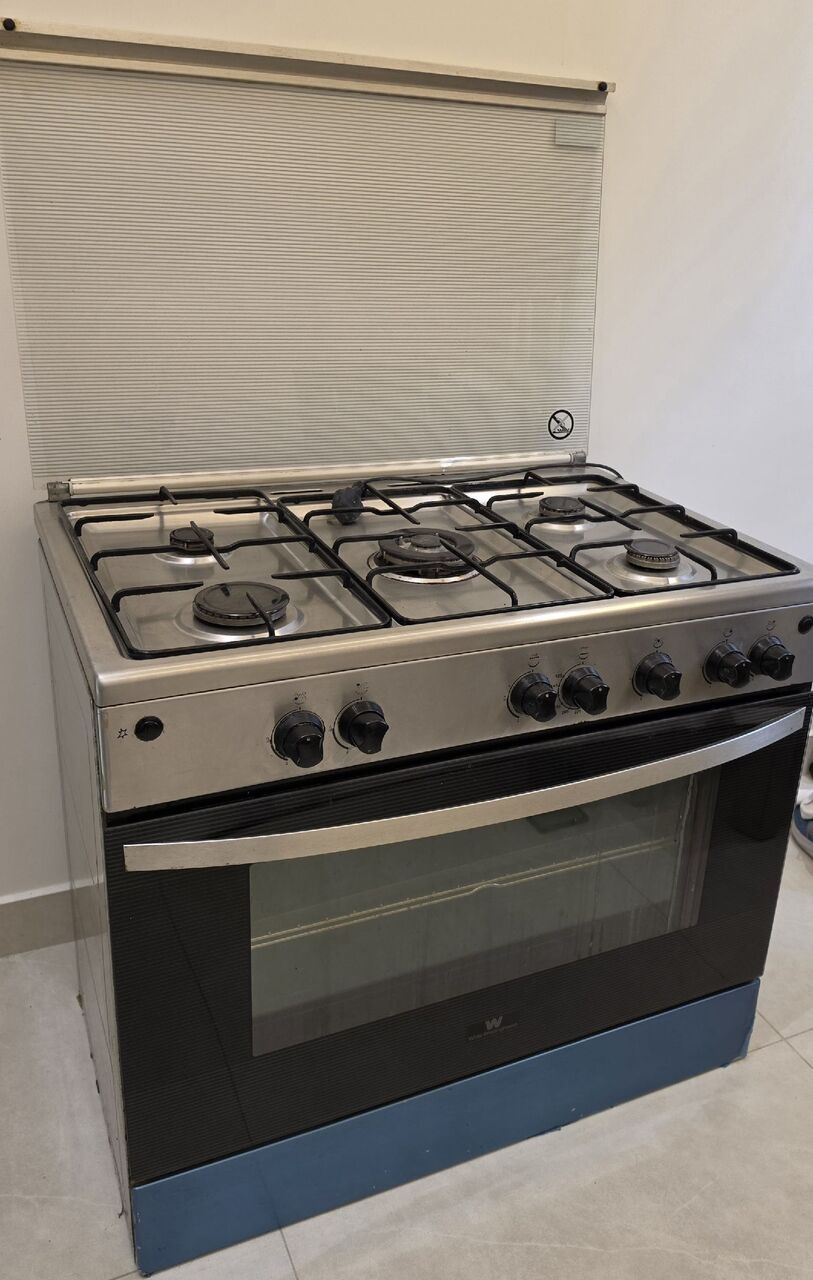 Al Aziziyah, Appliances, SAR 450,  Electric Stove (White Westinhgouse) In Good Condition