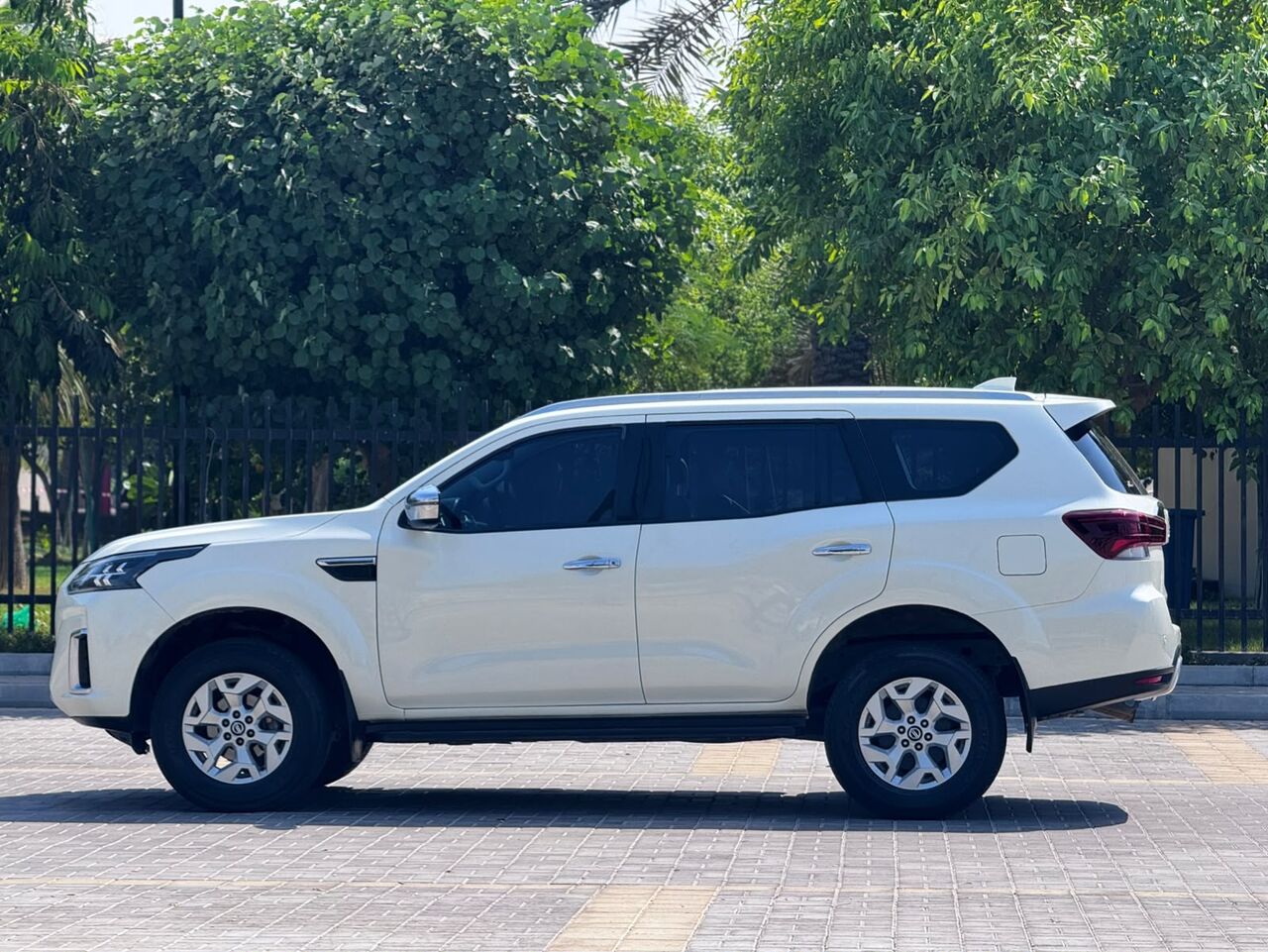 Manama, Vehicles, Cars & Trucks , BHD 7900,  Nissan Xterra,  2022,  Automatic,  85000 KM,  NISSAN X-TERRA  MODEL WITH SINGLE OWNER AND WELL-MAINTAINED